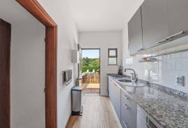Boliqueime – Quinta-style villa with pool and guest apartments
