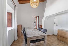 Boliqueime – Quinta-style villa with pool and guest apartments