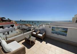STUNNING DUPLEX WITH A 30 m² TERRACE AND STUNNING SEA VIEWS – 50 M FROM OLHOS DE ÁGUA BEACH – WITH GARAGE – VARANDAS DO MAR II