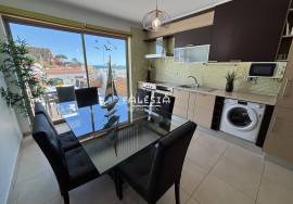 STUNNING DUPLEX WITH A 30 m² TERRACE AND STUNNING SEA VIEWS – 50 M FROM OLHOS DE ÁGUA BEACH – WITH GARAGE – VARANDAS DO MAR II