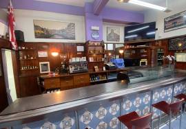 Bar for rent in the Irala neighborhood