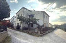 CDL4358 - Appartamento indipendente a piano terra con corte privata