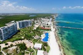 Oceanfront Luxury & Smart Investment in Cancun