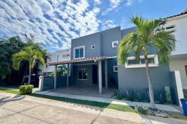 CASA COTO CEDROS 67 - Casa en venta en Flamingos, Bahia de Banderas, Nayarit