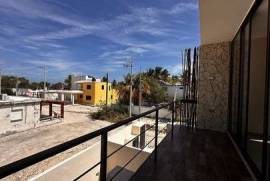 Townhouse for sale in Chelem Puerto, Yucatán, a few blocks from the beach