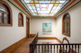 Rua D. Manuel II building