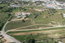 Rustic Land for Sale with 5,840 m², in Albufeira