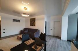 Apartment with 4 bedrooms for sale 141 sqm in Navodari, Exterior Nord area