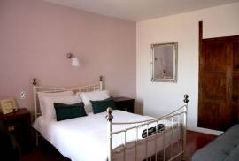 Superb Character Property With 190 M2 Of Living Space, 4 Bedrooms, 2 Bathrooms And Nice Terrace.