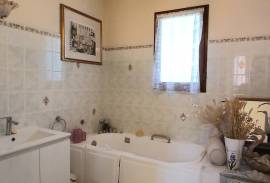 Single Storey Villa With 115 M2 Of Living Space Offering 3 Bedrooms And Garage On A Landscaped Plot Of 1200 M2 In A Peaceful Setting With Beautiful Views.