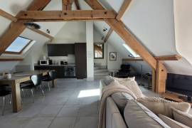 Exceptional In The Heart Of The Vineyards : Experience Life In A Chateau With This Charming Flat