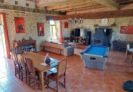 Farm estate (domaine) for sale in the south of the Brenne 36