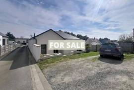 Contemporary House in Coastal Location Contemporary House in Coastal Location