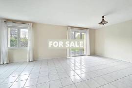 Detached House with Garden only 300m From the Beach