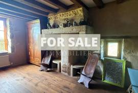 Detached Country House with Garden