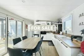 Detached Chalet on Leisure Park, Ideal Holiday Home