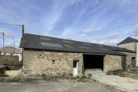 Barn to Renovate and Create a Wonderful Home