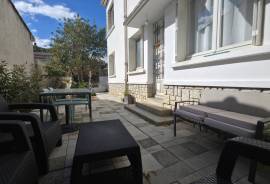 Villa with Garage and Landscaped Garden