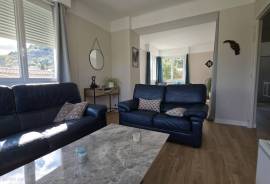 Villa with Garage and Landscaped Garden