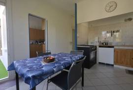 Villa with Garage and Landscaped Garden
