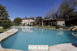 Manor House with Swimming Pool Manor House with Swimming Pool
