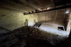Two Buildings in 3.5 Hectares of Land