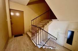 Apartment with Balcony and Garage