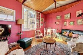 Paris Apartment in 18th Arrondissement