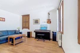 Converted Loft with Garage and Workshop