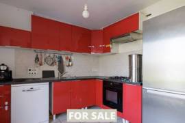 Contemporary House with Guest Accommodation Contemporary House with Guest Accommodation