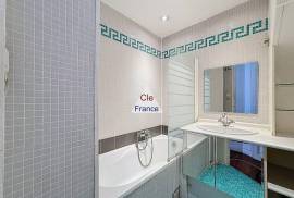 Paris Apartment in 18th Arrondissement Paris Apartment in 18th Arrondissement