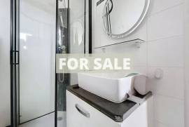 Town House With Courtyard