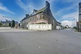 Supermarket For Sale with Apartment
