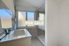 Supermarket For Sale with Apartment