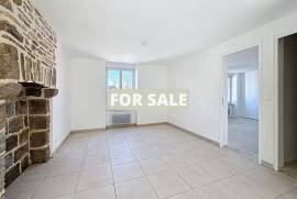 Supermarket For Sale with Apartment