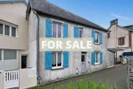 Former Fisherman's Cottage in Lovely Location