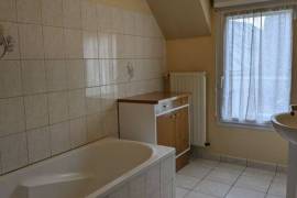 Duplex Apartment in Heart of Town