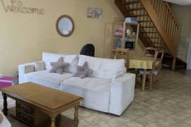 Duplex Apartment in Heart of Town