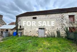 Barn to Renovate in Rural Normandy