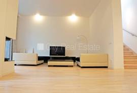 Detached house for sale in Jurmala, 265.00m2