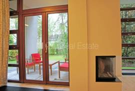 Detached house for sale in Jurmala, 265.00m2