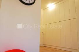 Detached house for sale in Jurmala, 265.00m2