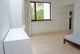Detached house for sale in Jurmala, 265.00m2