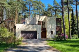 Detached house for sale in Jurmala, 250.00m2