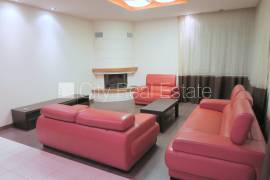 Detached house for sale in Jurmala, 250.00m2