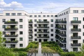 Glamour & Elegance: Exclusive 3-room Penthouse next to Winterfeldtplatz in Shoneberg