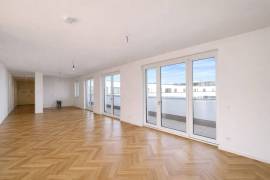 Modern 3-room penthouse in a new development located in Winterfeldtplatz