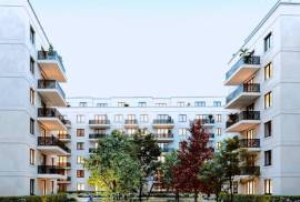 Spacious 3-room penthouse with 2 balconies in the beautiful Schoneberg