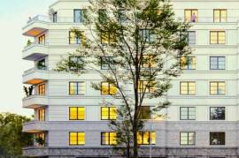 Spacious 3-room penthouse with 2 balconies in the beautiful Schoneberg