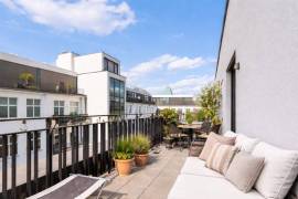 3-room Penthouse with Two Balconies & TV Tower Views in Prime Central Mitte